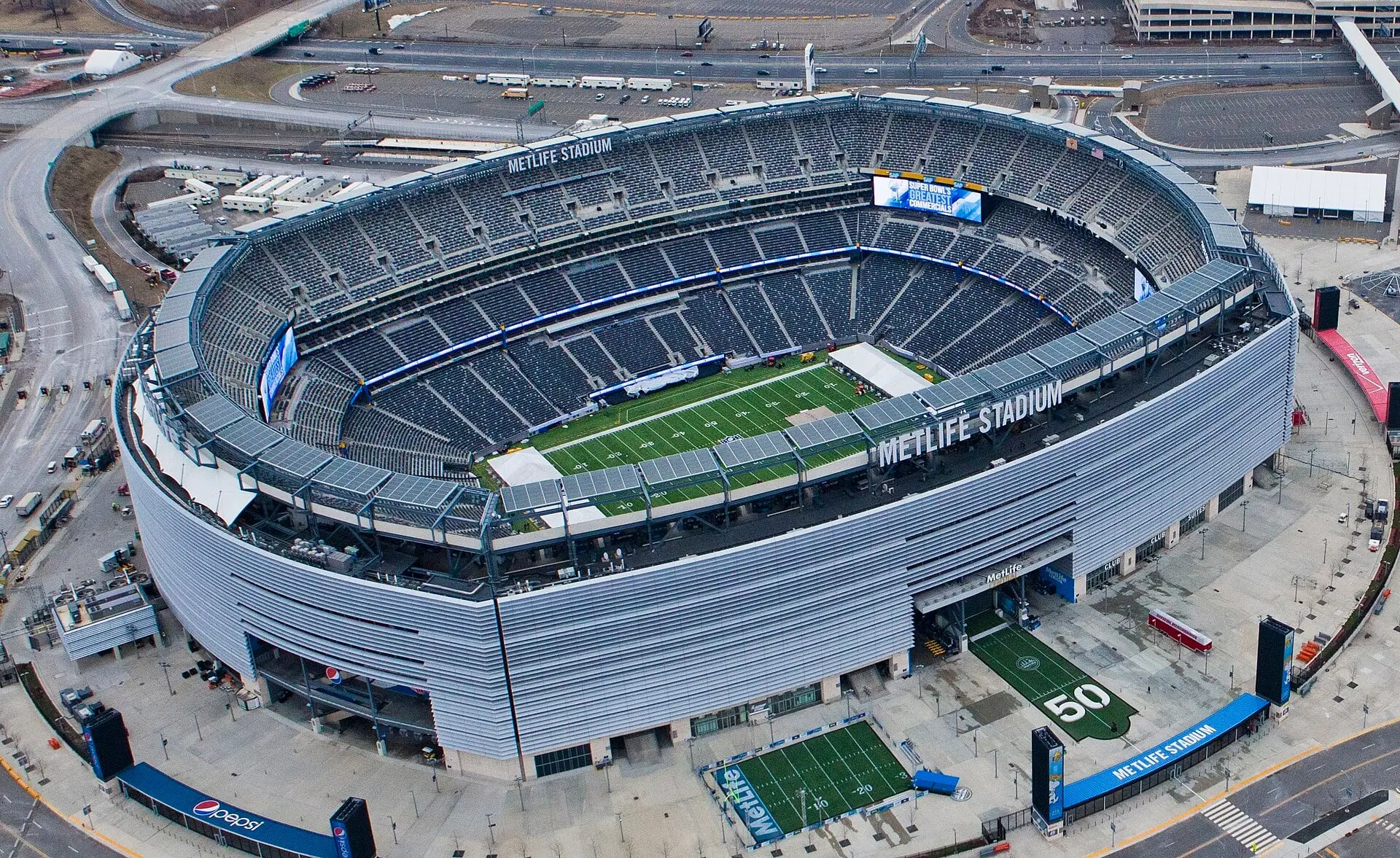 Aerial view of MetLife Stadium in East Rutherford, New Jersey, January 2014 during Super Bowl XLVIII preparations